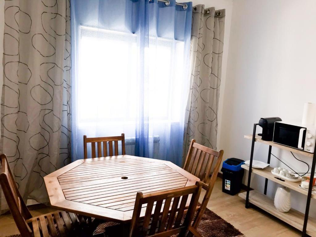Menin Rooms 2 カステロ・ブランコ エクステリア 写真